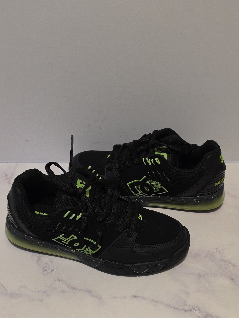 DC Black & Lime Skate Sneakers Brand New